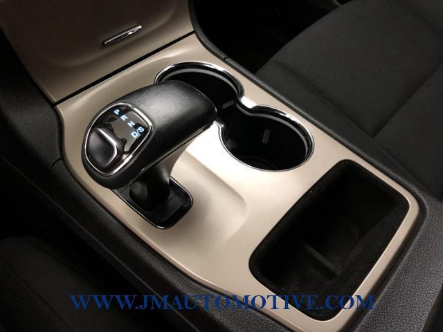 2015 Jeep Grand Cherokee 4WD 4dr Laredo, available for sale in Naugatuck, Connecticut | J&M Automotive Sls&Svc LLC. Naugatuck, Connecticut 2015 Jeep Grand Cherokee 4WD 4dr Laredo, available for sale in Naugatuck, Connecticut | J&M Automotive Sls&Svc LLC. Naugatuck, Connecticut