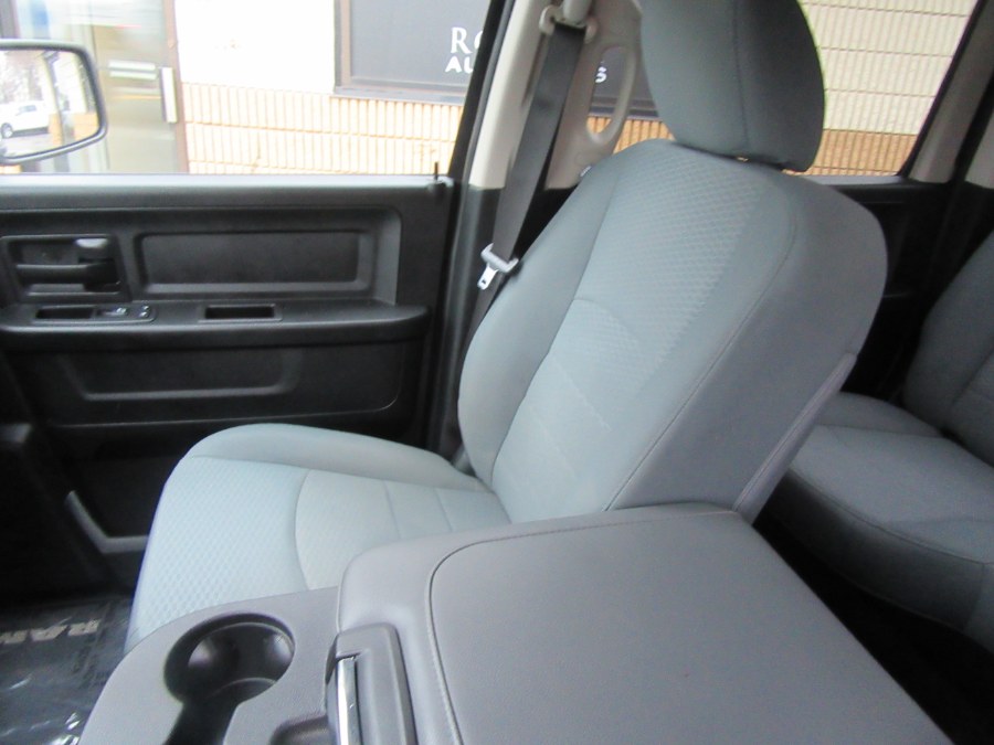 Used Ram 1500 Express 4x4 Crew Cab 5''7" Box 2017 | Royalty Auto Sales. Little Ferry, New Jersey Used Ram 1500 Express 4x4 Crew Cab 5''7" Box 2017 | Royalty Auto Sales. Little Ferry, New Jersey