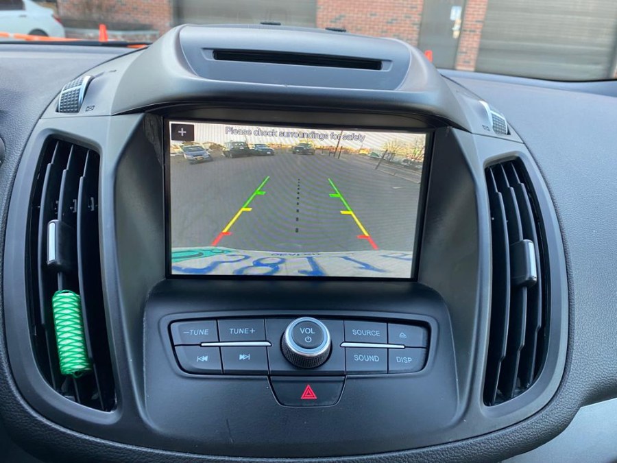 2018 Ford Escape SE 4WD, available for sale in Peabody, Massachusetts | New Star Motors. Peabody, Massachusetts 2018 Ford Escape SE 4WD, available for sale in Peabody, Massachusetts | New Star Motors. Peabody, Massachusetts