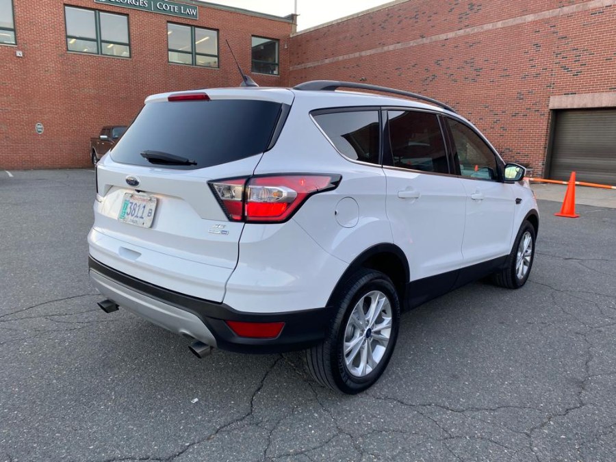 2018 Ford Escape SE 4WD, available for sale in Peabody, Massachusetts | New Star Motors. Peabody, Massachusetts 2018 Ford Escape SE 4WD, available for sale in Peabody, Massachusetts | New Star Motors. Peabody, Massachusetts