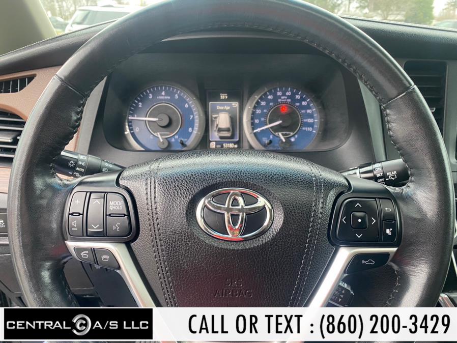 Used Toyota Sienna 5dr 8-Pass Van XLE FWD (Natl) 2015 | Central A/S LLC. East Windsor, Connecticut Used Toyota Sienna 5dr 8-Pass Van XLE FWD (Natl) 2015 | Central A/S LLC. East Windsor, Connecticut