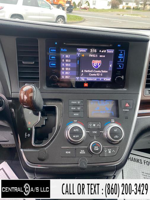 Used Toyota Sienna 5dr 8-Pass Van XLE FWD (Natl) 2015 | Central A/S LLC. East Windsor, Connecticut Used Toyota Sienna 5dr 8-Pass Van XLE FWD (Natl) 2015 | Central A/S LLC. East Windsor, Connecticut