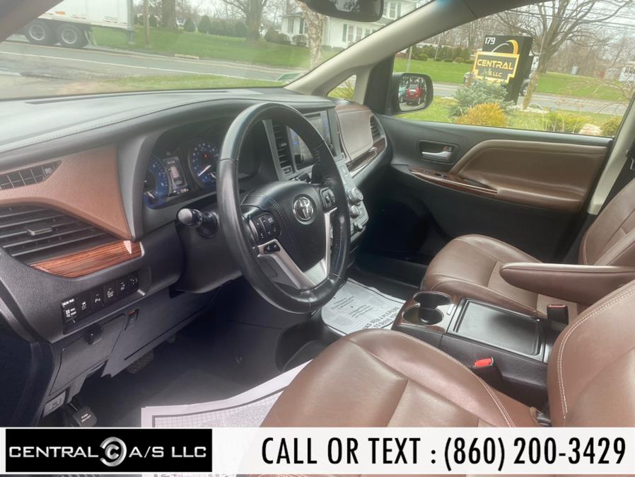 Used Toyota Sienna 5dr 8-Pass Van XLE FWD (Natl) 2015 | Central A/S LLC. East Windsor, Connecticut Used Toyota Sienna 5dr 8-Pass Van XLE FWD (Natl) 2015 | Central A/S LLC. East Windsor, Connecticut