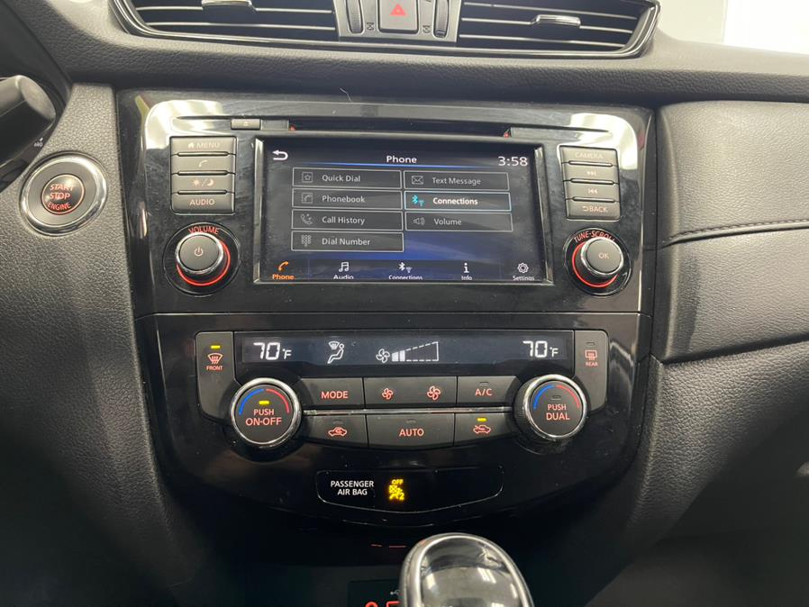 2018 Nissan Rogue AWD SV, available for sale in Inwood, New York | 5 Towns Drive. Inwood, New York 2018 Nissan Rogue AWD SV, available for sale in Inwood, New York | 5 Towns Drive. Inwood, New York
