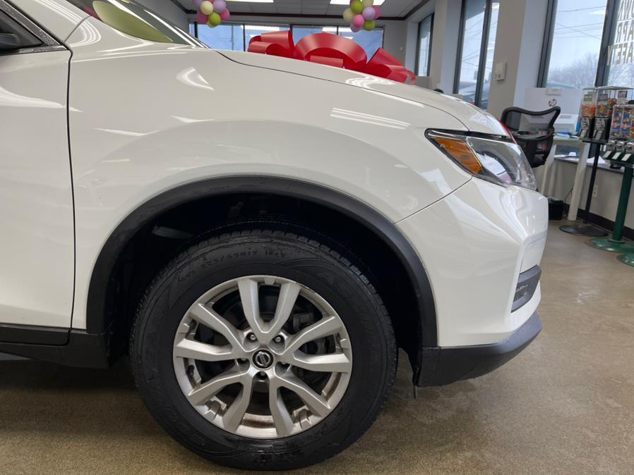 2018 Nissan Rogue AWD SV, available for sale in Inwood, New York | 5 Towns Drive. Inwood, New York 2018 Nissan Rogue AWD SV, available for sale in Inwood, New York | 5 Towns Drive. Inwood, New York