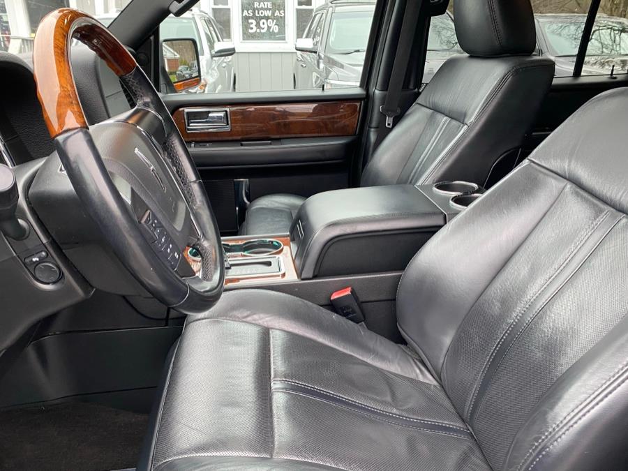 Used Lincoln Navigator 4WD 4dr 2015 | Lava Motors 2 Inc. Canton, Connecticut Used Lincoln Navigator 4WD 4dr 2015 | Lava Motors 2 Inc. Canton, Connecticut
