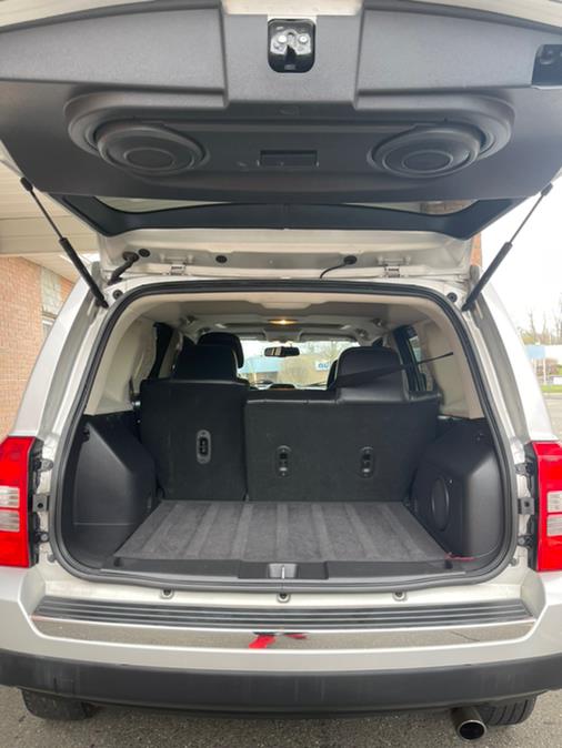 2012 Jeep Patriot 4WD 4dr Limited, available for sale in New Britain, Connecticut | Supreme Automotive. New Britain, Connecticut 2012 Jeep Patriot 4WD 4dr Limited, available for sale in New Britain, Connecticut | Supreme Automotive. New Britain, Connecticut