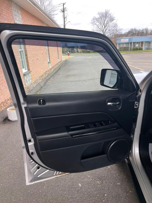 2012 Jeep Patriot 4WD 4dr Limited, available for sale in New Britain, Connecticut | Supreme Automotive. New Britain, Connecticut 2012 Jeep Patriot 4WD 4dr Limited, available for sale in New Britain, Connecticut | Supreme Automotive. New Britain, Connecticut