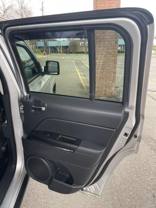 2012 Jeep Patriot 4WD 4dr Limited, available for sale in New Britain, Connecticut | Supreme Automotive. New Britain, Connecticut 2012 Jeep Patriot 4WD 4dr Limited, available for sale in New Britain, Connecticut | Supreme Automotive. New Britain, Connecticut