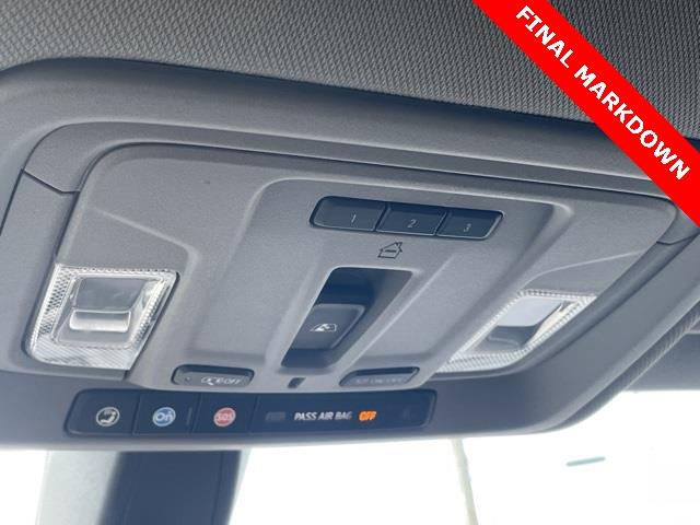Used Chevrolet Silverado 1500 LT 2019 | Blasius Federal Road. Brookfield, Connecticut Used Chevrolet Silverado 1500 LT 2019 | Blasius Federal Road. Brookfield, Connecticut