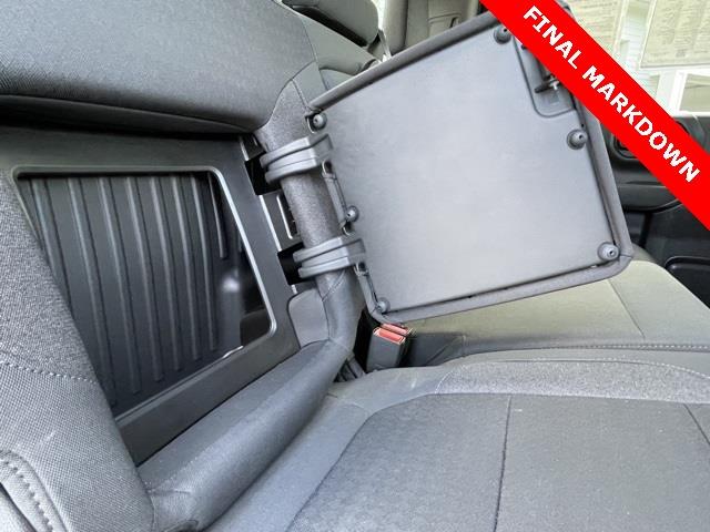 Used Chevrolet Silverado 1500 LT 2019 | Blasius Federal Road. Brookfield, Connecticut Used Chevrolet Silverado 1500 LT 2019 | Blasius Federal Road. Brookfield, Connecticut
