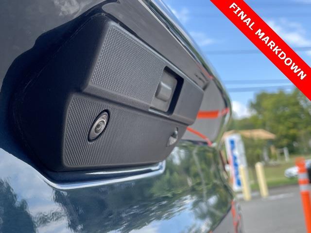 Used Chevrolet Silverado 1500 LT 2019 | Blasius Federal Road. Brookfield, Connecticut Used Chevrolet Silverado 1500 LT 2019 | Blasius Federal Road. Brookfield, Connecticut