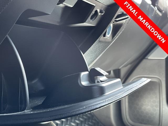 Used Chevrolet Silverado 1500 LT 2018 | Blasius Federal Road. Brookfield, Connecticut Used Chevrolet Silverado 1500 LT 2018 | Blasius Federal Road. Brookfield, Connecticut