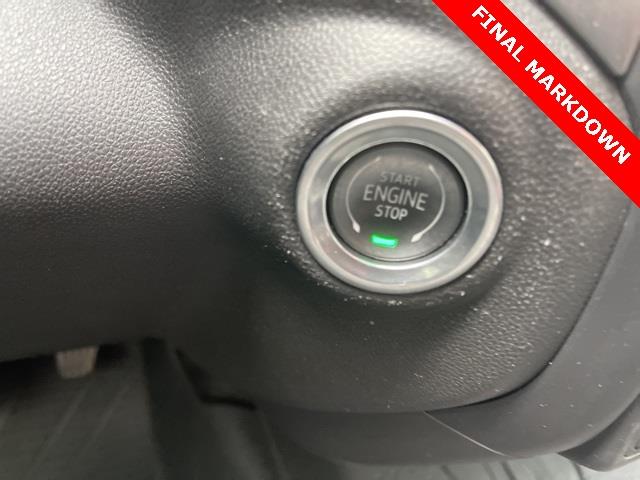 Used Chevrolet Silverado 1500 LT 2019 | Blasius of Danbury. Danbury, Connecticut Used Chevrolet Silverado 1500 LT 2019 | Blasius of Danbury. Danbury, Connecticut