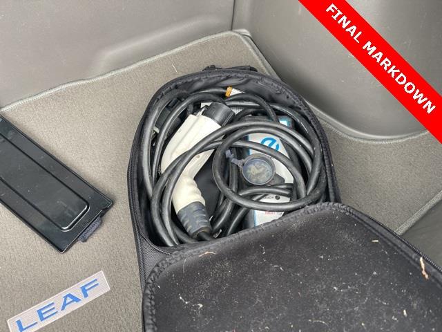Used Nissan Leaf SL 2012 | Blasius of Danbury. Danbury, Connecticut Used Nissan Leaf SL 2012 | Blasius of Danbury. Danbury, Connecticut