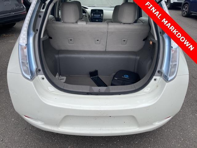 Used Nissan Leaf SL 2012 | Blasius of Danbury. Danbury, Connecticut Used Nissan Leaf SL 2012 | Blasius of Danbury. Danbury, Connecticut
