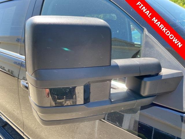 Used GMC Sierra 3500hd SLE 2018 | Blasius of Danbury. Danbury, Connecticut Used GMC Sierra 3500hd SLE 2018 | Blasius of Danbury. Danbury, Connecticut