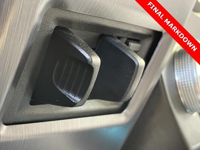 Used Ford Expedition Platinum 2018 | Blasius Federal Road. Brookfield, Connecticut Used Ford Expedition Platinum 2018 | Blasius Federal Road. Brookfield, Connecticut