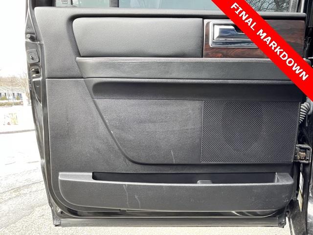 Used Lincoln Navigator L Reserve 2017 | Blasius Federal Road. Brookfield, Connecticut Used Lincoln Navigator L Reserve 2017 | Blasius Federal Road. Brookfield, Connecticut