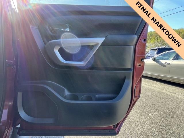 Used Nissan Titan SV 2018 | Blasius Federal Road. Brookfield, Connecticut Used Nissan Titan SV 2018 | Blasius Federal Road. Brookfield, Connecticut