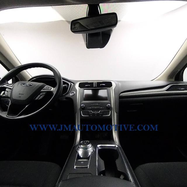 2019 Ford Fusion SE AWD, available for sale in Naugatuck, Connecticut | J&M Automotive Sls&Svc LLC. Naugatuck, Connecticut 2019 Ford Fusion SE AWD, available for sale in Naugatuck, Connecticut | J&M Automotive Sls&Svc LLC. Naugatuck, Connecticut