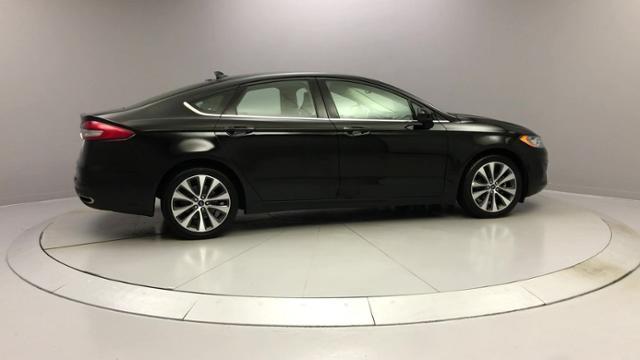 2019 Ford Fusion SE AWD, available for sale in Naugatuck, Connecticut | J&M Automotive Sls&Svc LLC. Naugatuck, Connecticut 2019 Ford Fusion SE AWD, available for sale in Naugatuck, Connecticut | J&M Automotive Sls&Svc LLC. Naugatuck, Connecticut