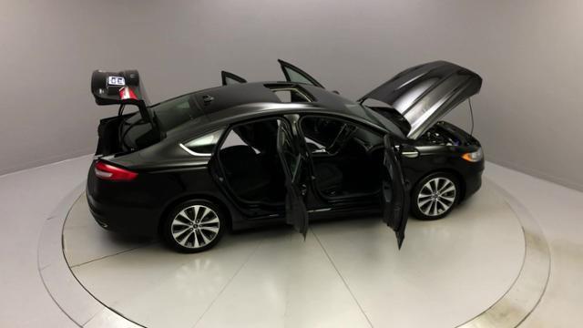 2019 Ford Fusion SE AWD, available for sale in Naugatuck, Connecticut | J&M Automotive Sls&Svc LLC. Naugatuck, Connecticut 2019 Ford Fusion SE AWD, available for sale in Naugatuck, Connecticut | J&M Automotive Sls&Svc LLC. Naugatuck, Connecticut