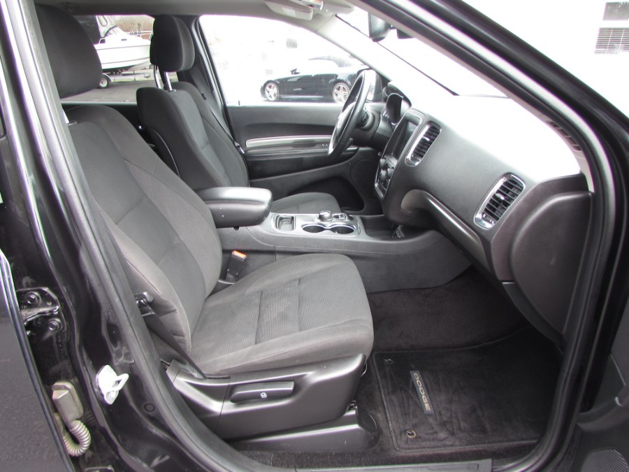 2014 Dodge Durango AWD 4dr SXT, available for sale in Milford, Connecticut | Chip's Auto Sales Inc. Milford, Connecticut 2014 Dodge Durango AWD 4dr SXT, available for sale in Milford, Connecticut | Chip's Auto Sales Inc. Milford, Connecticut