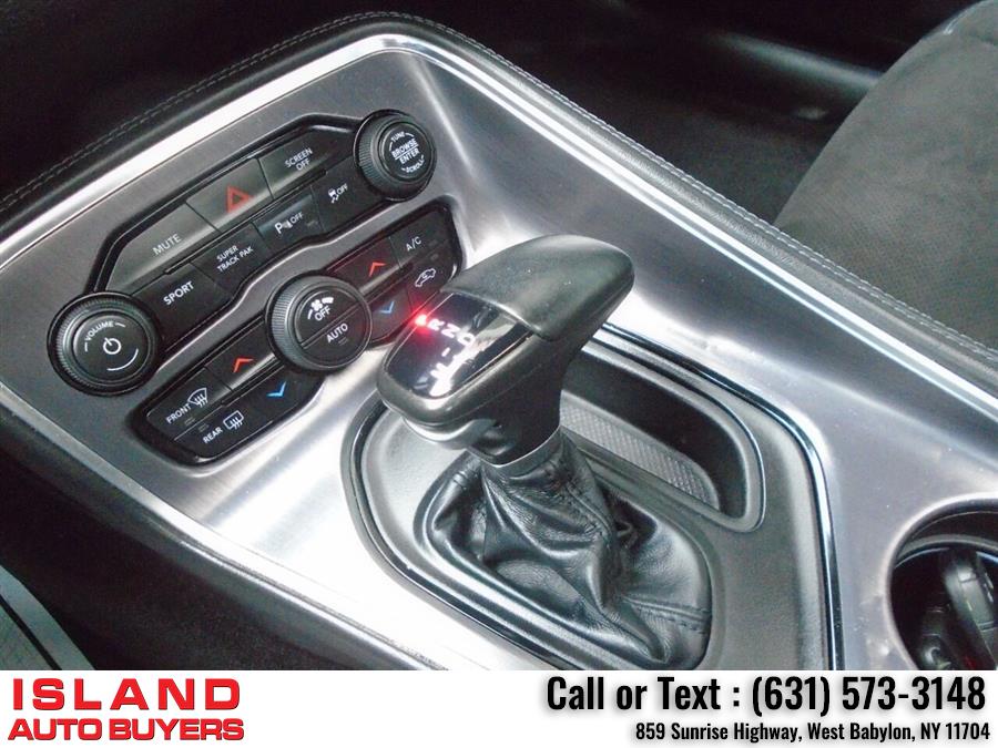 Used Dodge Challenger GT AWD 2dr Coupe 2018 | Island Auto Buyers. West Babylon, New York Used Dodge Challenger GT AWD 2dr Coupe 2018 | Island Auto Buyers. West Babylon, New York