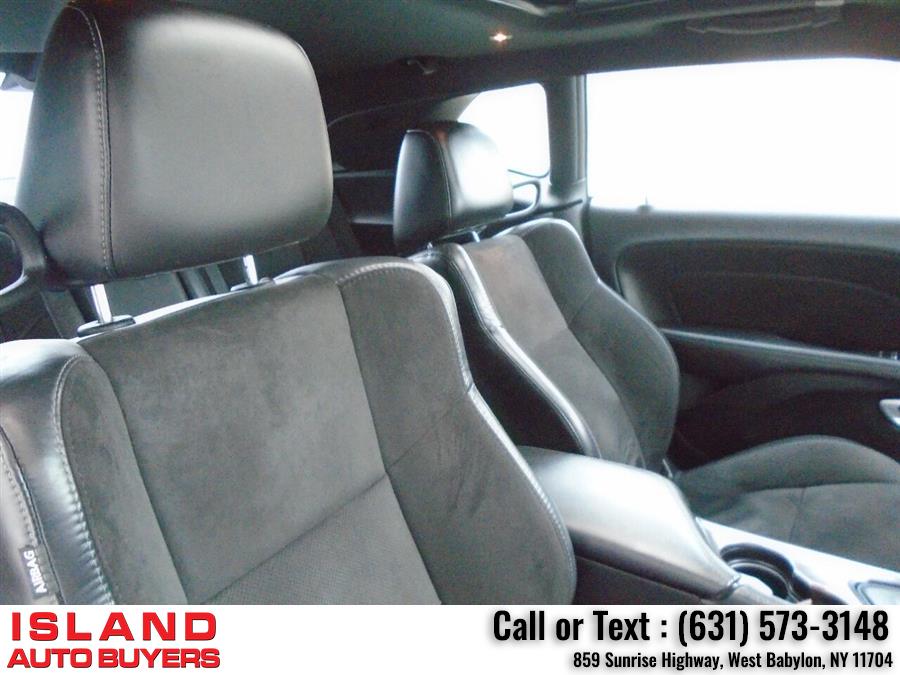 Used Dodge Challenger GT AWD 2dr Coupe 2018 | Island Auto Buyers. West Babylon, New York Used Dodge Challenger GT AWD 2dr Coupe 2018 | Island Auto Buyers. West Babylon, New York
