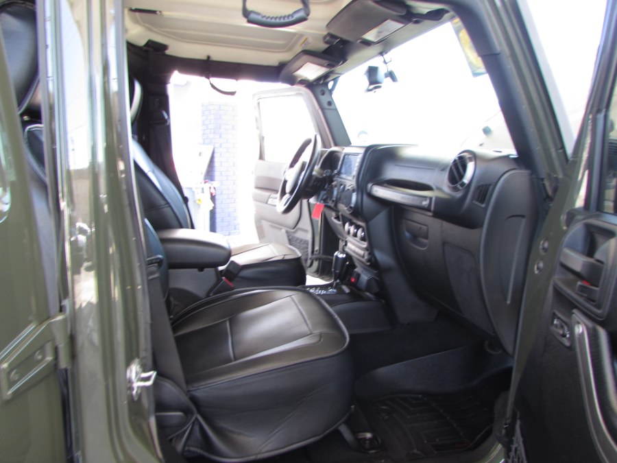 Used Jeep Wrangler Unlimited 4WD 4dr Sport 2015 | VIP Auto Enterprise, Inc. Orlando, Florida Used Jeep Wrangler Unlimited 4WD 4dr Sport 2015 | VIP Auto Enterprise, Inc. Orlando, Florida