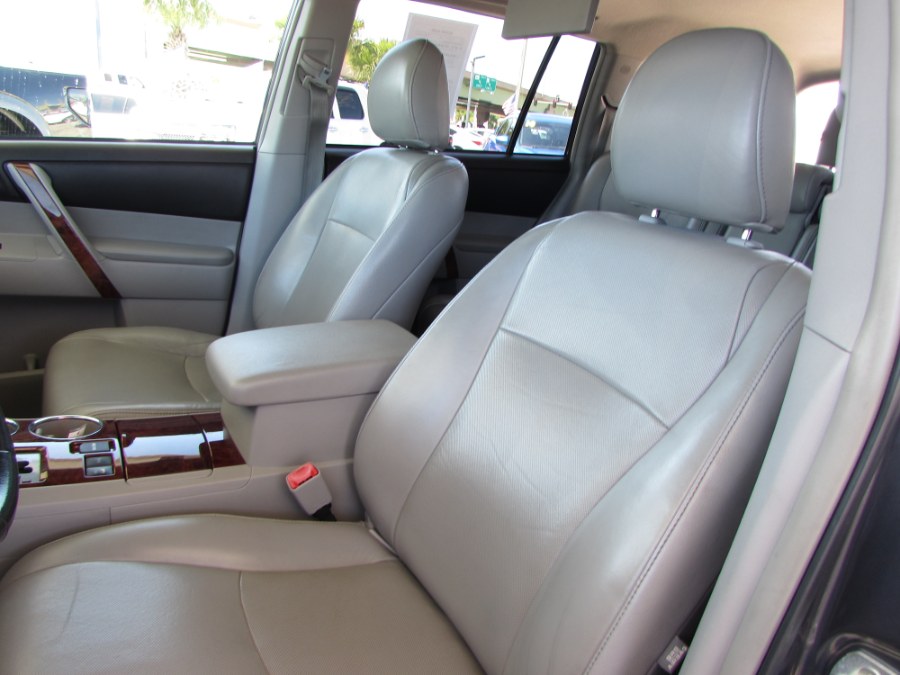 Used Toyota Highlander 4WD 4dr V6 Limited (Natl) 2013 | VIP Auto Enterprise, Inc. Orlando, Florida Used Toyota Highlander 4WD 4dr V6 Limited (Natl) 2013 | VIP Auto Enterprise, Inc. Orlando, Florida