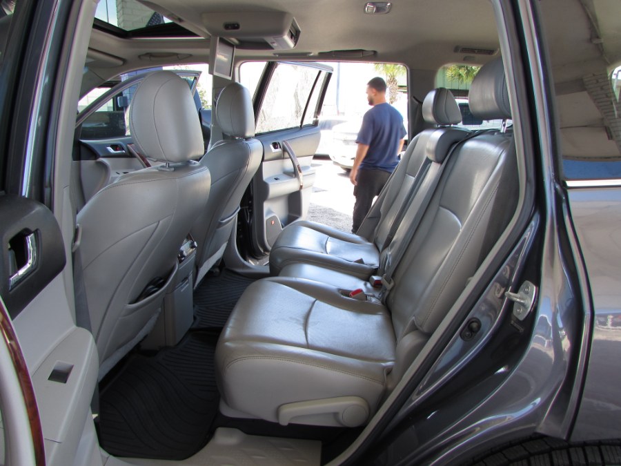 Used Toyota Highlander 4WD 4dr V6 Limited (Natl) 2013 | VIP Auto Enterprise, Inc. Orlando, Florida Used Toyota Highlander 4WD 4dr V6 Limited (Natl) 2013 | VIP Auto Enterprise, Inc. Orlando, Florida
