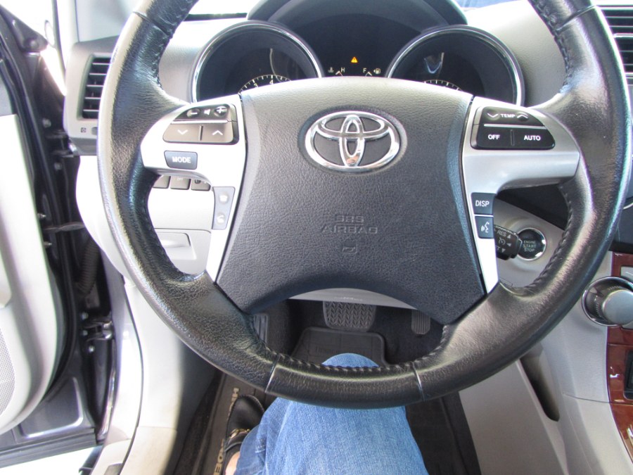 Used Toyota Highlander 4WD 4dr V6 Limited (Natl) 2013 | VIP Auto Enterprise, Inc. Orlando, Florida Used Toyota Highlander 4WD 4dr V6 Limited (Natl) 2013 | VIP Auto Enterprise, Inc. Orlando, Florida