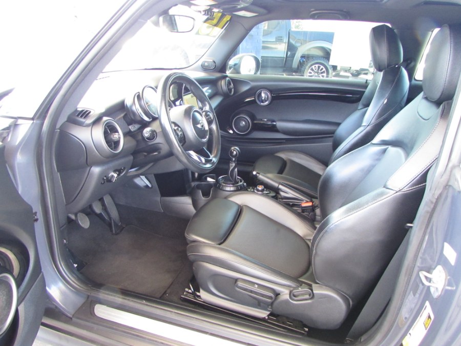 Used MINI Cooper Hardtop 2dr HB S 2015 | VIP Auto Enterprise, Inc. Orlando, Florida Used MINI Cooper Hardtop 2dr HB S 2015 | VIP Auto Enterprise, Inc. Orlando, Florida