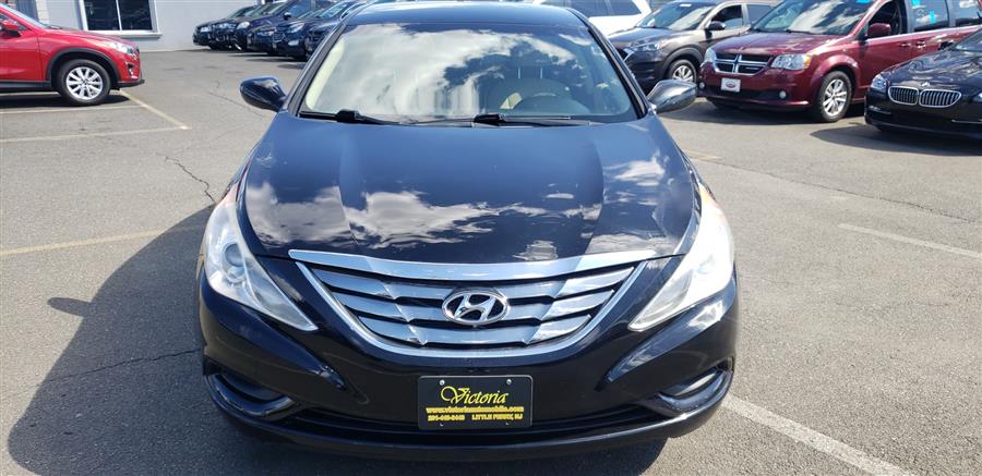 2011 Hyundai Sonata 4dr Sdn 2.4L Auto GLS, available for sale in Little Ferry, New Jersey | Victoria Preowned Autos Inc. Little Ferry, New Jersey 2011 Hyundai Sonata 4dr Sdn 2.4L Auto GLS, available for sale in Little Ferry, New Jersey | Victoria Preowned Autos Inc. Little Ferry, New Jersey