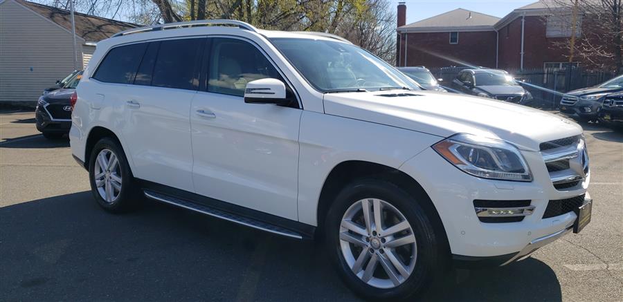 2014 Mercedes-Benz GL-Class 4MATIC 4dr GL 450, available for sale in Little Ferry, New Jersey | Victoria Preowned Autos Inc. Little Ferry, New Jersey 2014 Mercedes-Benz GL-Class 4MATIC 4dr GL 450, available for sale in Little Ferry, New Jersey | Victoria Preowned Autos Inc. Little Ferry, New Jersey