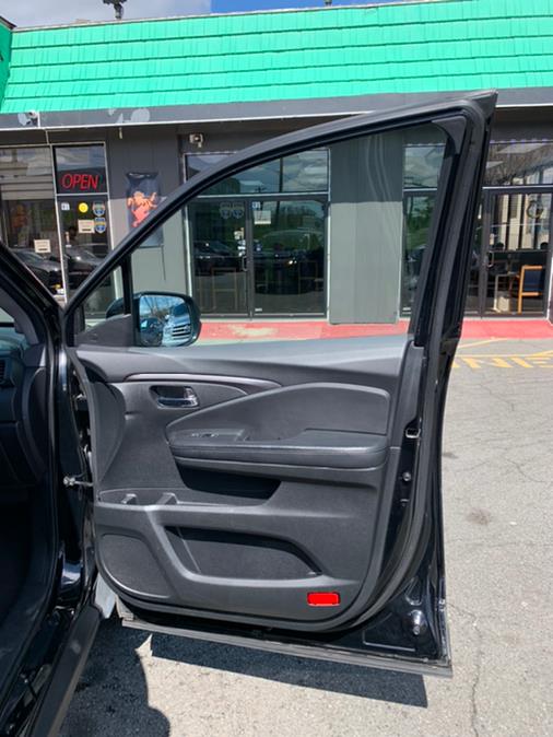 2019 Honda Pilot EX-L AWD, available for sale in Lodi, New Jersey | European Auto Expo. Lodi, New Jersey 2019 Honda Pilot EX-L AWD, available for sale in Lodi, New Jersey | European Auto Expo. Lodi, New Jersey
