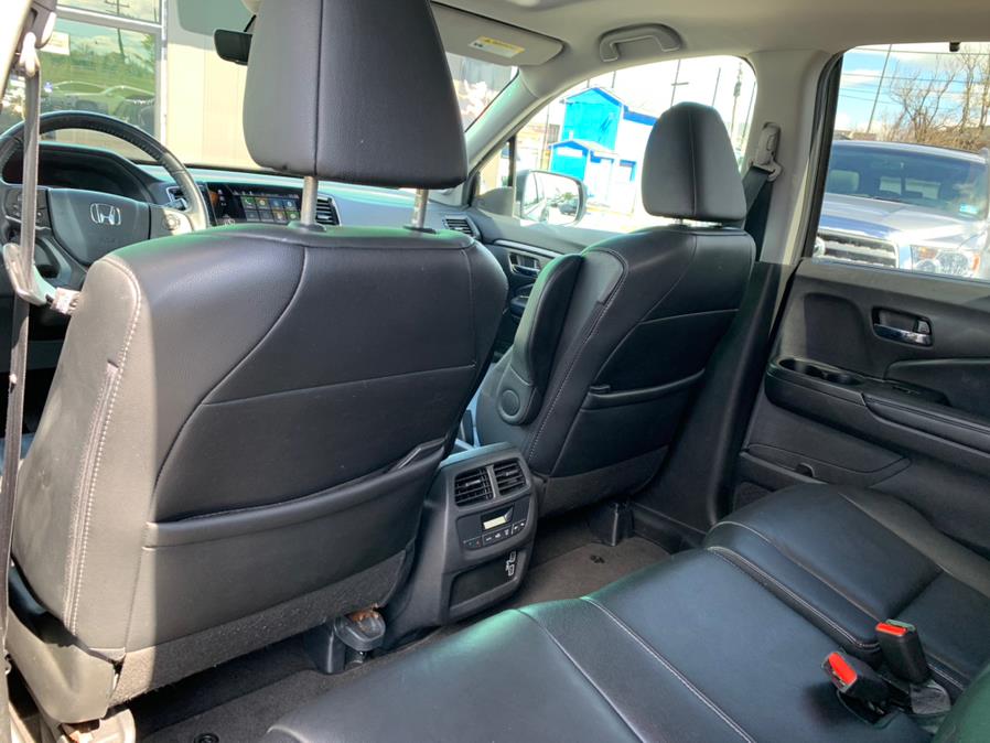 2019 Honda Pilot EX-L AWD, available for sale in Lodi, New Jersey | European Auto Expo. Lodi, New Jersey 2019 Honda Pilot EX-L AWD, available for sale in Lodi, New Jersey | European Auto Expo. Lodi, New Jersey