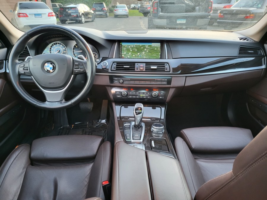 Used BMW 5 Series 4dr Sdn 535d xDrive AWD 2014 | Dealmax Motors LLC. Bristol, Connecticut
