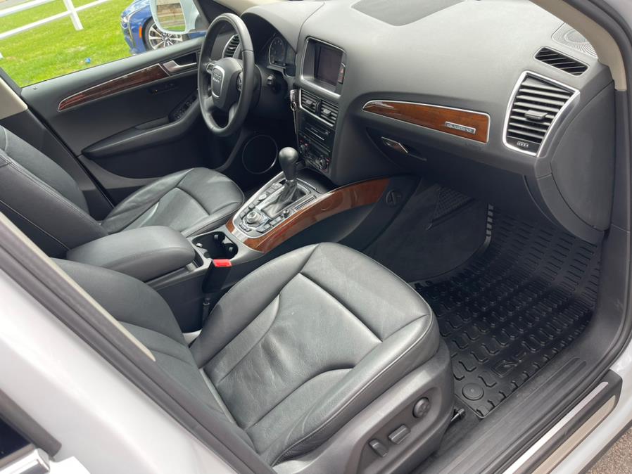 2012 Audi Q5 quattro 4dr 2.0T Premium Plus, available for sale in South Windsor, Connecticut | Mike And Tony Auto Sales, Inc. South Windsor, Connecticut 2012 Audi Q5 quattro 4dr 2.0T Premium Plus, available for sale in South Windsor, Connecticut | Mike And Tony Auto Sales, Inc. South Windsor, Connecticut