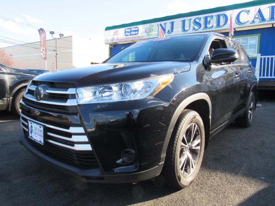 Used Toyota Highlander LE Plus V6 AWD (Natl) 2018 | NJ Used Cars Center. Irvington, New Jersey Used Toyota Highlander LE Plus V6 AWD (Natl) 2018 | NJ Used Cars Center. Irvington, New Jersey