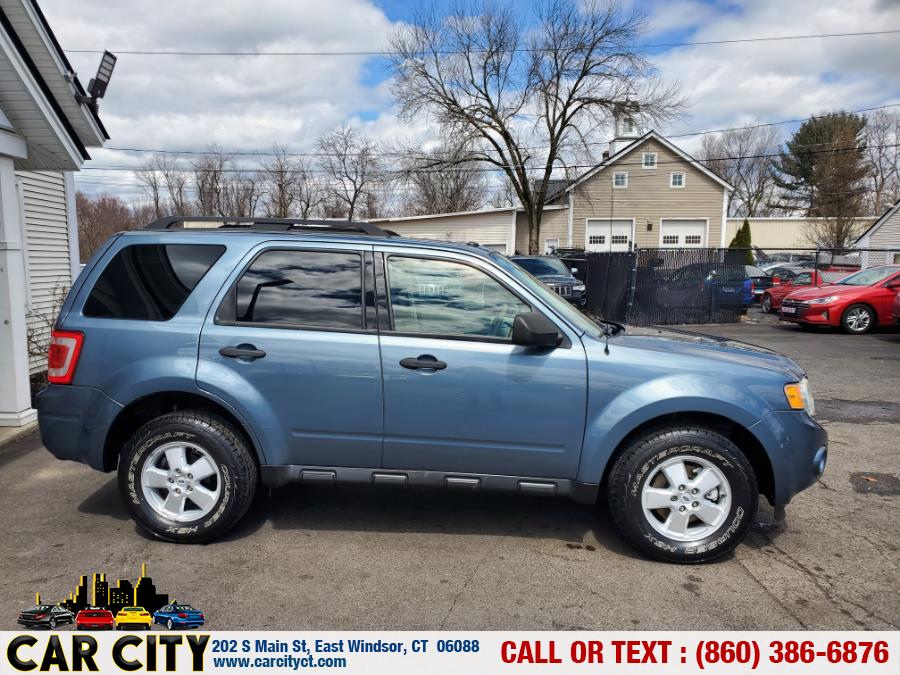 2010 Ford Escape 4WD 4dr XLT, available for sale in East Windsor, Connecticut | Car City LLC. East Windsor, Connecticut 2010 Ford Escape 4WD 4dr XLT, available for sale in East Windsor, Connecticut | Car City LLC. East Windsor, Connecticut