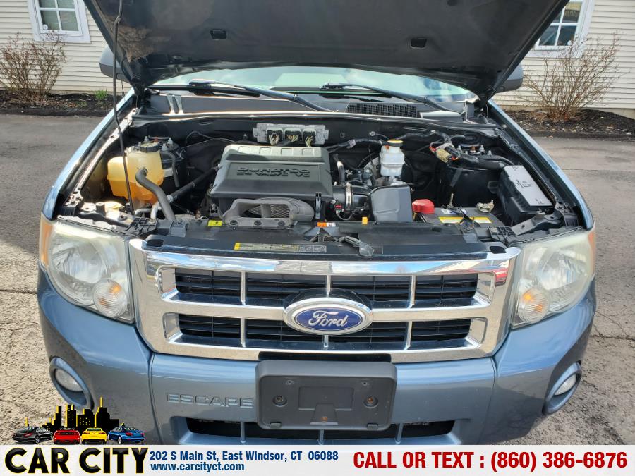 2010 Ford Escape 4WD 4dr XLT, available for sale in East Windsor, Connecticut | Car City LLC. East Windsor, Connecticut 2010 Ford Escape 4WD 4dr XLT, available for sale in East Windsor, Connecticut | Car City LLC. East Windsor, Connecticut