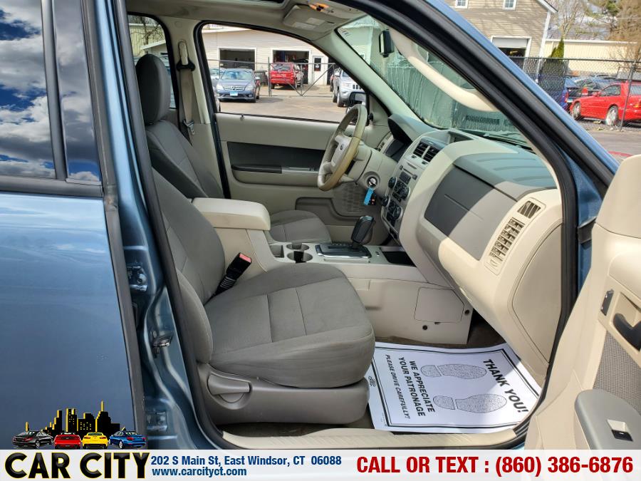 2010 Ford Escape 4WD 4dr XLT, available for sale in East Windsor, Connecticut | Car City LLC. East Windsor, Connecticut 2010 Ford Escape 4WD 4dr XLT, available for sale in East Windsor, Connecticut | Car City LLC. East Windsor, Connecticut