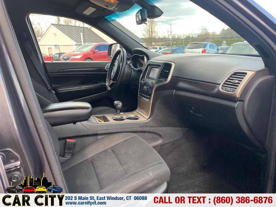 2014 Jeep Grand Cherokee 4WD 4dr Laredo, available for sale in East Windsor, Connecticut | Car City LLC. East Windsor, Connecticut 2014 Jeep Grand Cherokee 4WD 4dr Laredo, available for sale in East Windsor, Connecticut | Car City LLC. East Windsor, Connecticut