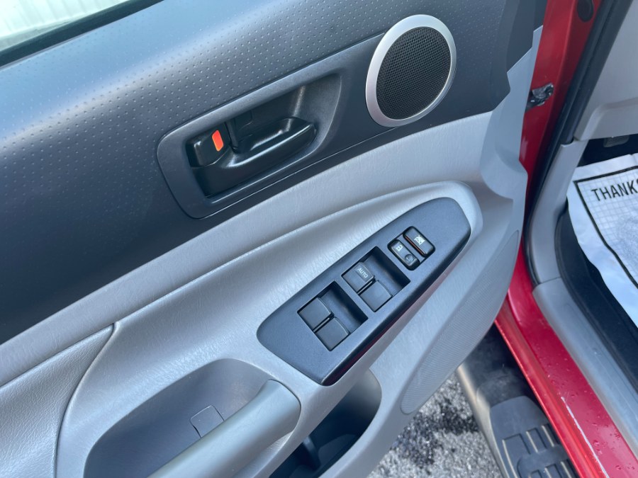 Used Toyota Tacoma 4WD Double Cab V6 AT (Natl) 2013 | DZ Automall. Paterson, New Jersey Used Toyota Tacoma 4WD Double Cab V6 AT (Natl) 2013 | DZ Automall. Paterson, New Jersey