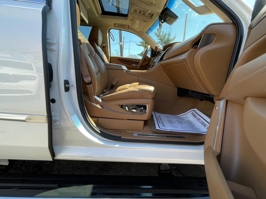 Used Cadillac Escalade 4WD 4dr Platinum 2016 | Champion Auto Hillside. Hillside, New Jersey Used Cadillac Escalade 4WD 4dr Platinum 2016 | Champion Auto Hillside. Hillside, New Jersey