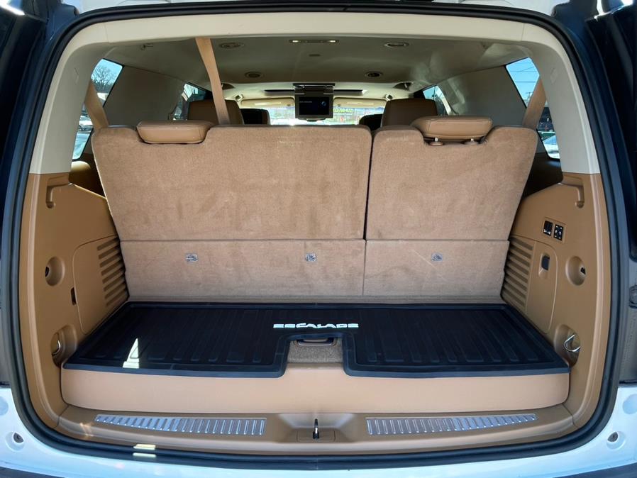 Used Cadillac Escalade 4WD 4dr Platinum 2016 | Champion Auto Hillside. Hillside, New Jersey Used Cadillac Escalade 4WD 4dr Platinum 2016 | Champion Auto Hillside. Hillside, New Jersey