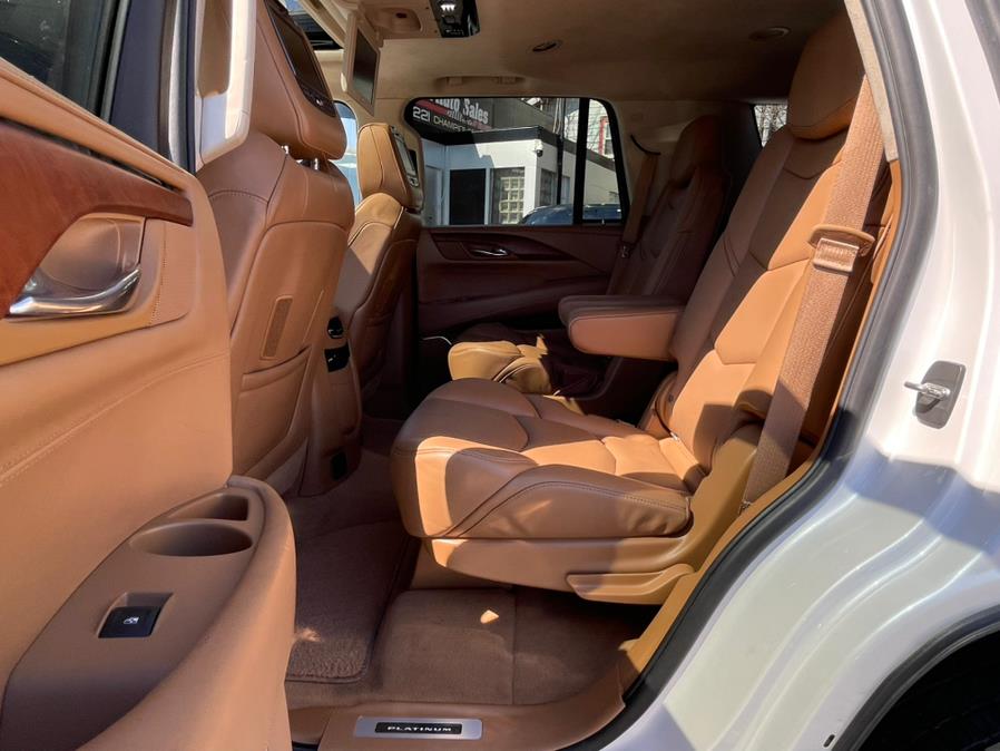 Used Cadillac Escalade 4WD 4dr Platinum 2016 | Champion Auto Hillside. Hillside, New Jersey Used Cadillac Escalade 4WD 4dr Platinum 2016 | Champion Auto Hillside. Hillside, New Jersey